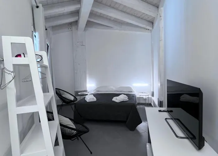 Bed & Breakfast Residenza Margot 3*